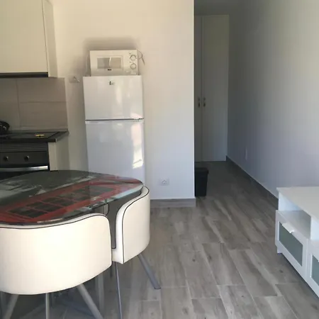 Magic Apartment *